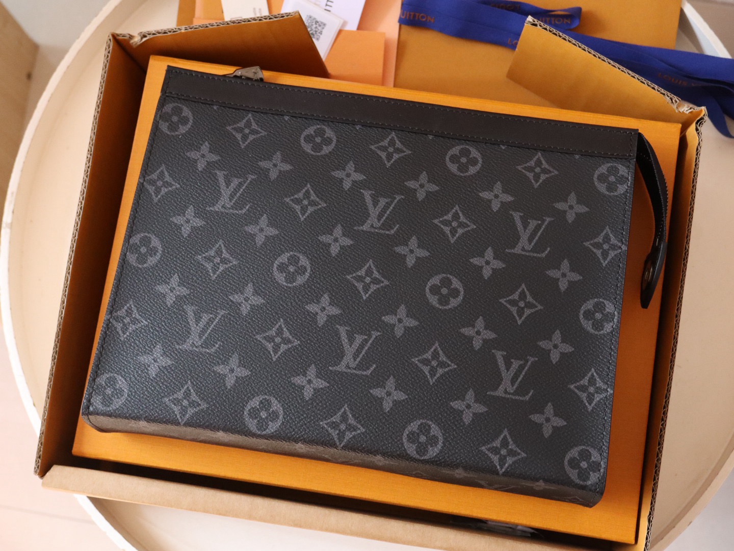 Free Shipping LV Pochette Voyage MM N41696 Damier Graphite Canvas 27x21cm